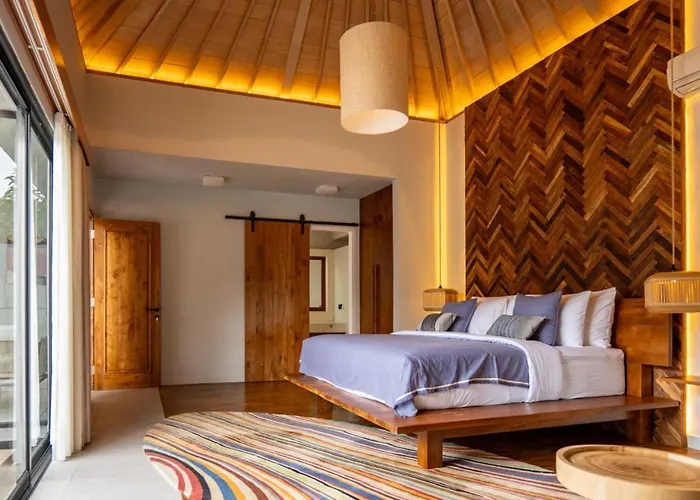 Tuluscolivingseminyakvilla3 Villa Seminyak