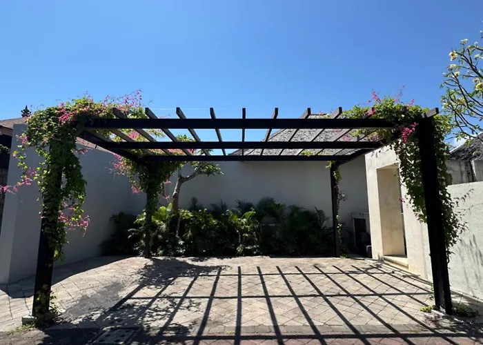 Tuluscolivingseminyakvilla3 * Seminyak