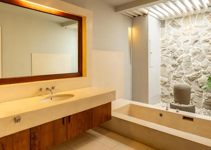Tuluscolivingseminyakvilla3 * Seminyak