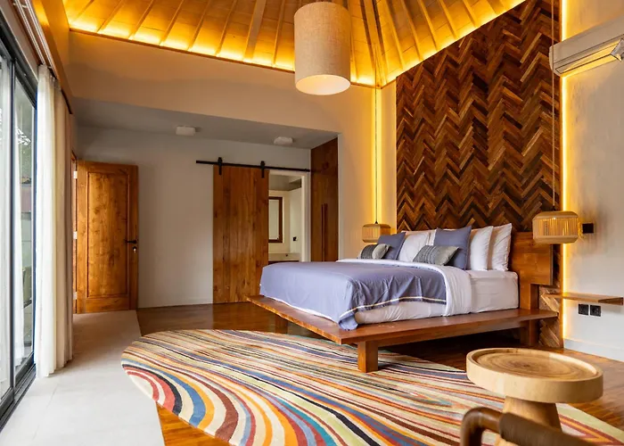 Villa Tuluscolivingseminyakvilla3 Seminyak