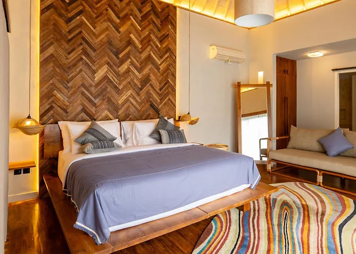 Villa Tuluscolivingseminyakvilla3 *