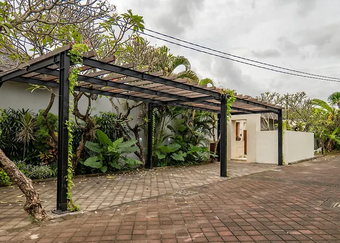 Tuluscolivingseminyakvilla3 * Seminyak